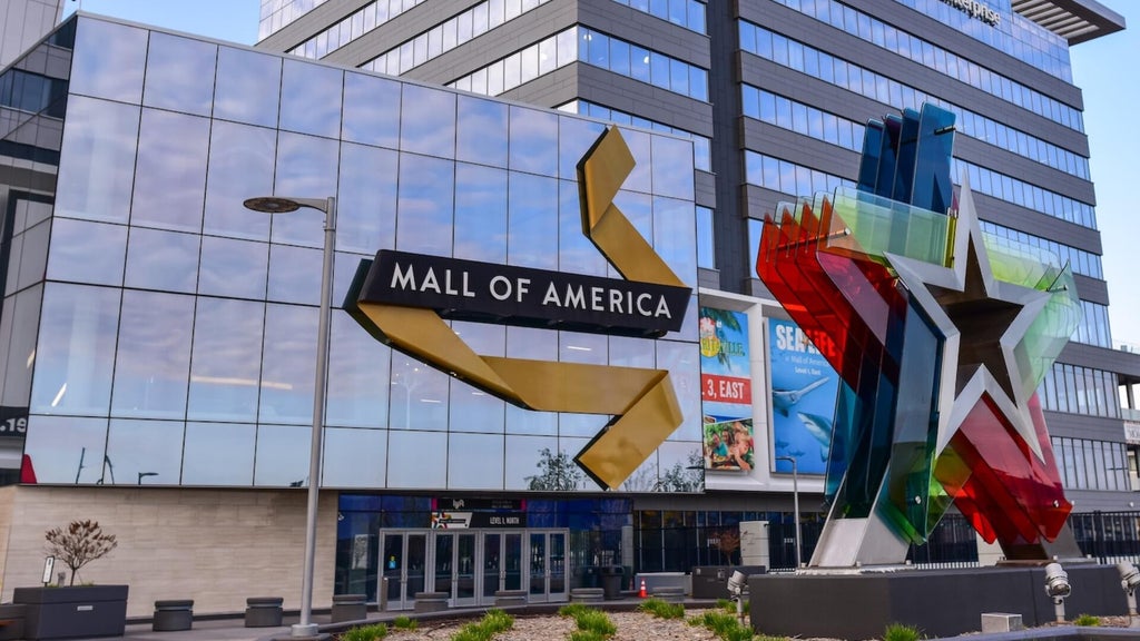 18-year-old man charged in Mall of America attack plot to make court appearance — WCCO / CBS Minnesota, Shoreview Community news
