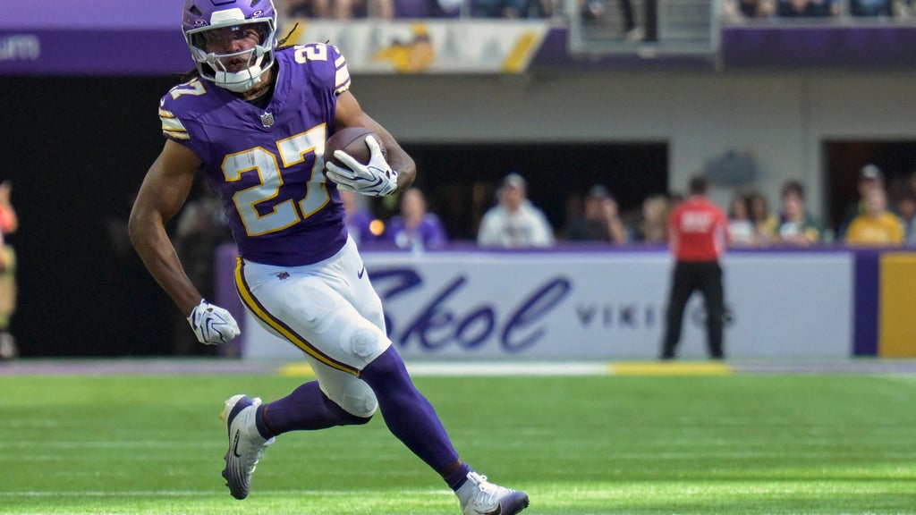 Vikings return RB Jordan Mason from injured reserve after broken thumb kept him out last 4 games — WCCO / CBS Minnesota, Shoreview Sports news
