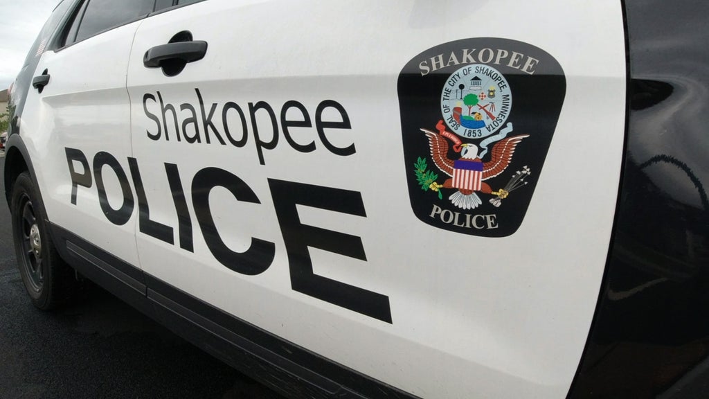 18-year-old charged with second-degree murder after Shakopee man found shot in park — WCCO / CBS Minnesota, Shoreview Community news