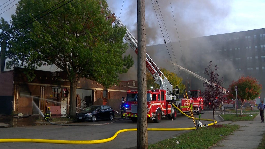 2 Minneapolis firefighters hurt in East Franklin Avenue business fire — WCCO / CBS Minnesota, Shoreview Health news