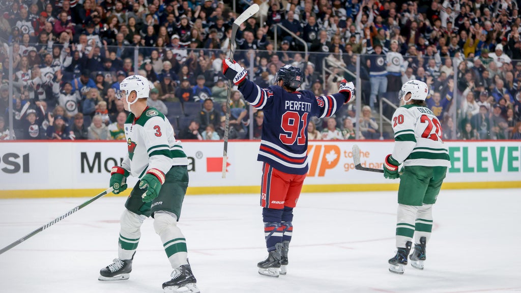 Jets beat the Wild 5-2 as Cole Perfetti scores 2 goals — WCCO / CBS Minnesota, Shoreview Schools news