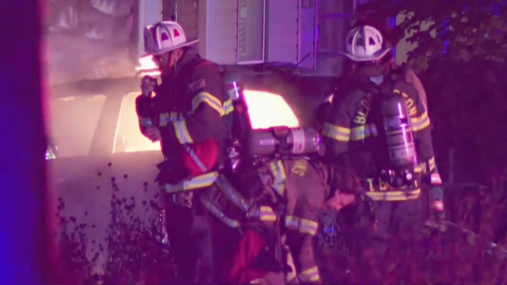 Fire destroys home, detached garage in St. Louis Park, city officials say — WCCO / CBS Minnesota, Shoreview Sports news