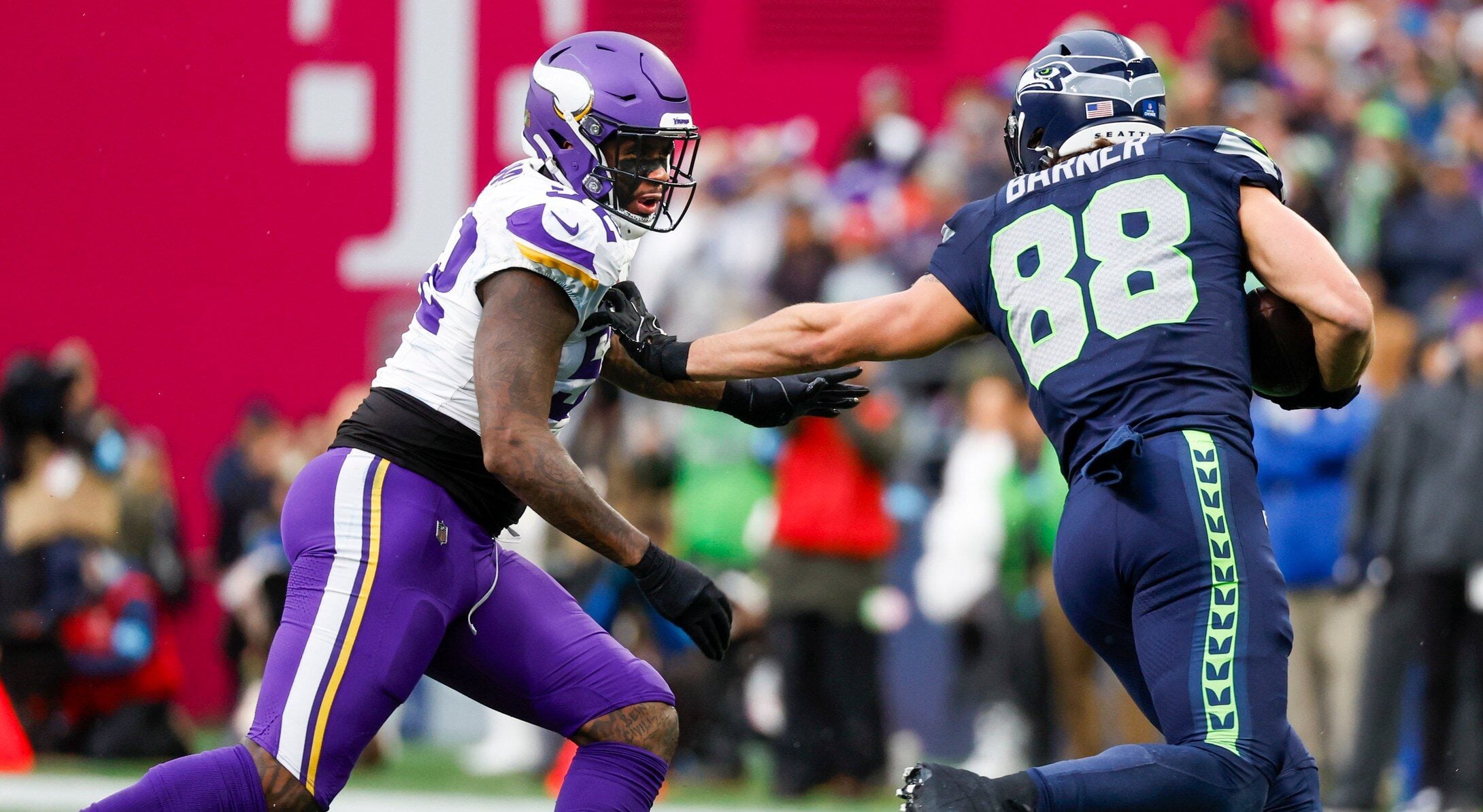 MN Vikings Bring Back Familiar Linebacker (Again) — Minnesota Sports Fan, Shoreview Arts news