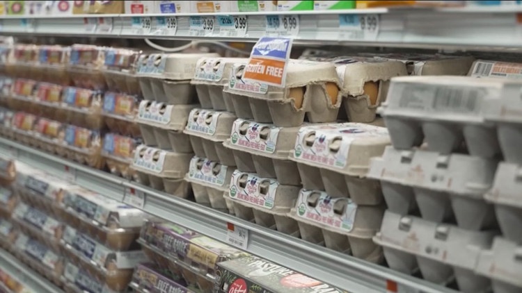 Bad vibes or big warning? The disconnect between consumer sentiment and actual spending keeps growing — KARE 11 Local, Shoreview Community news