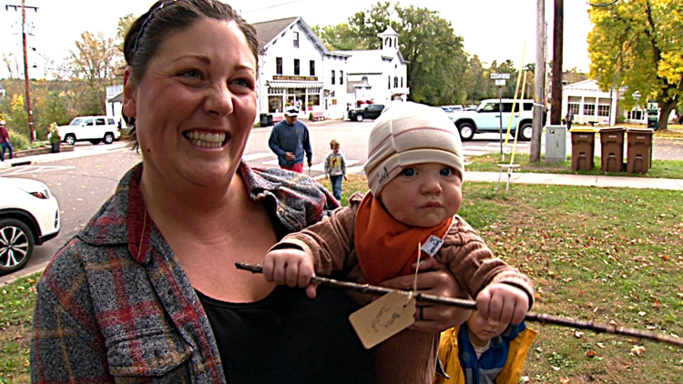 Kid-led 'straightest stick' contest brings scores of entries & smiles to Minnesota village — KARE 11 Local, Shoreview Sports news