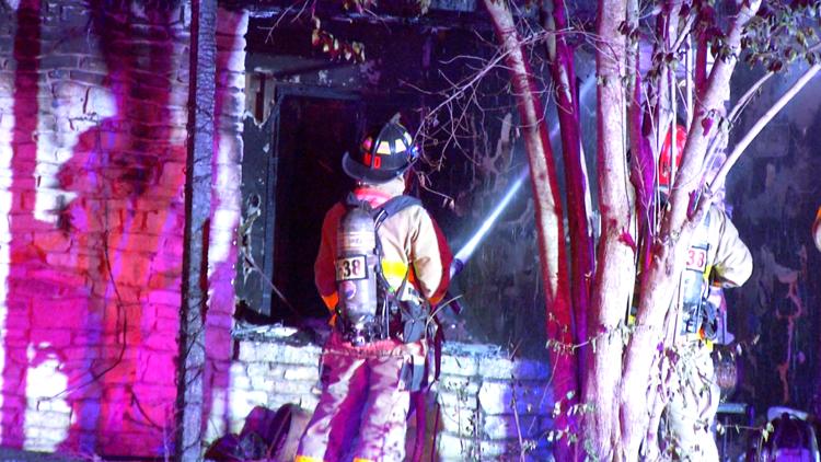 One person dies, another person and a dog rescued from Blakeley Drive house fire — KENS 5 (San Antonio), Shoreview Health news