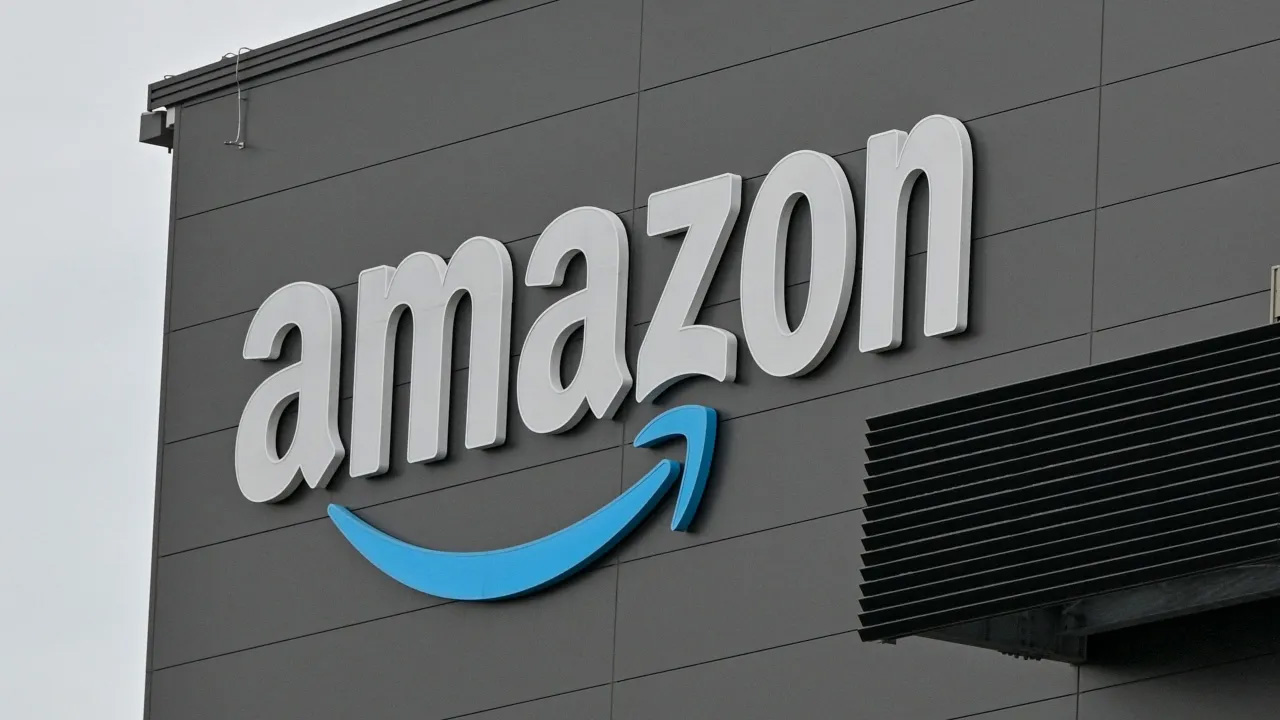 Amazon to hire more than 300,000 US workers for holiday shopping rush — FOX 9, Shoreview Business news